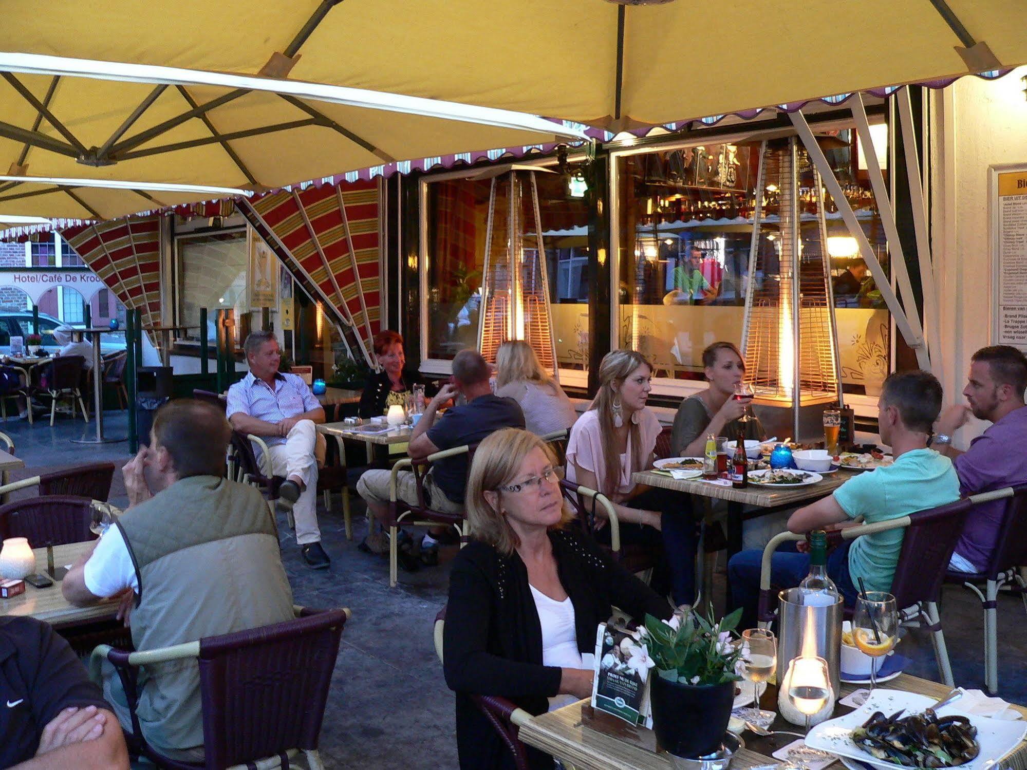 Hotel Café Restaurant De Kroon Wissenkerke Esterno foto